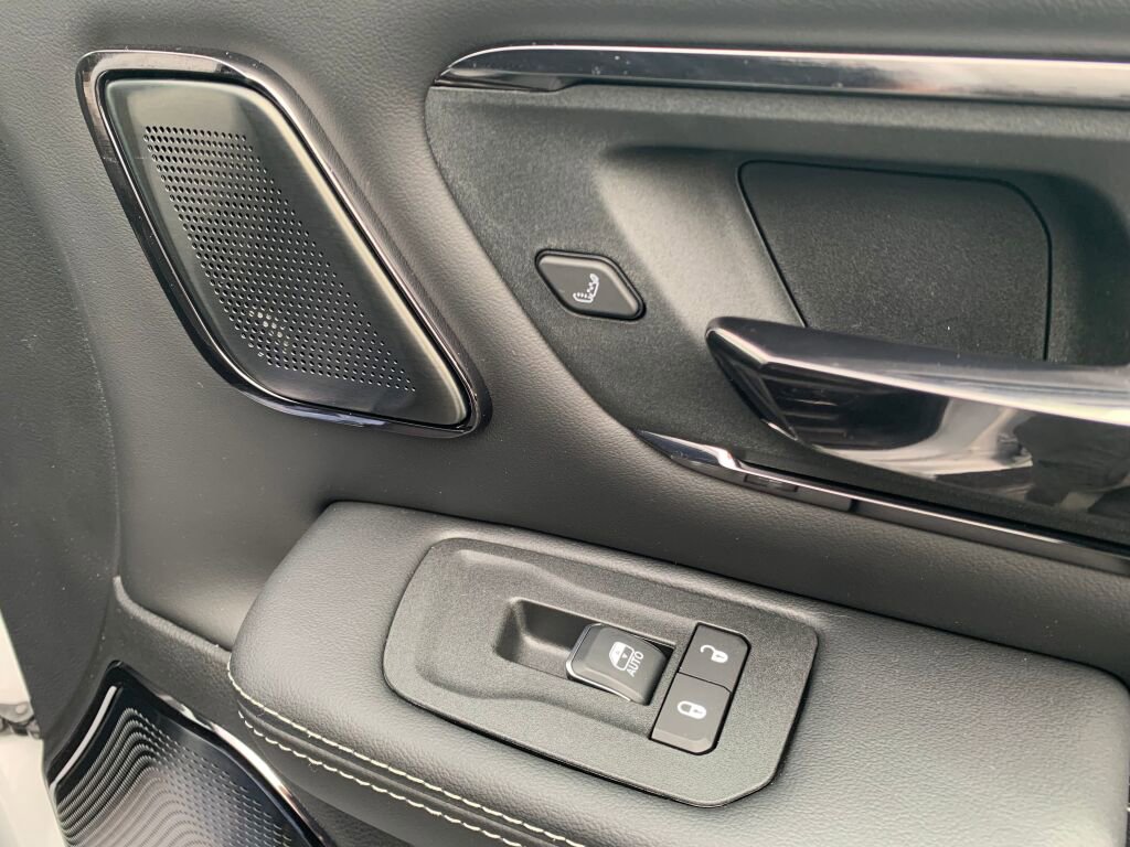 New 2026 RAM 1500 Limited w/ Body Color Bumper Group image 18