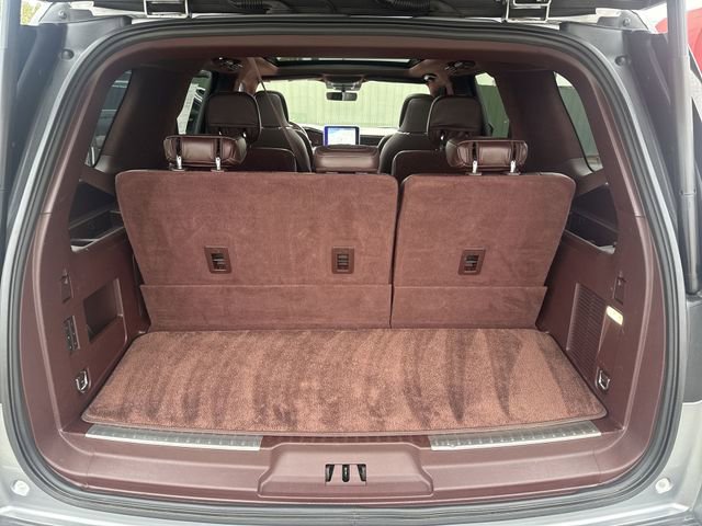 Used 2020 Lincoln Navigator Black Label w/ Cargo Convenience Package image 25