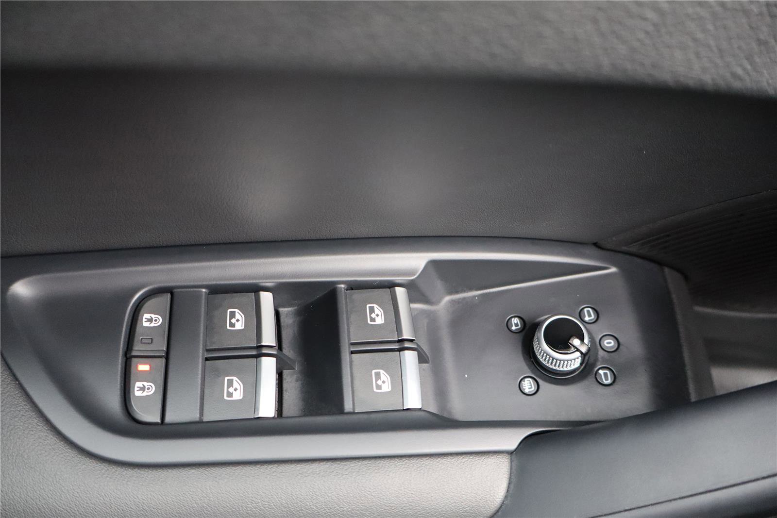 Used 2023 Audi Q5 2.0T Premium Plus w/ Premium Plus Package image 14