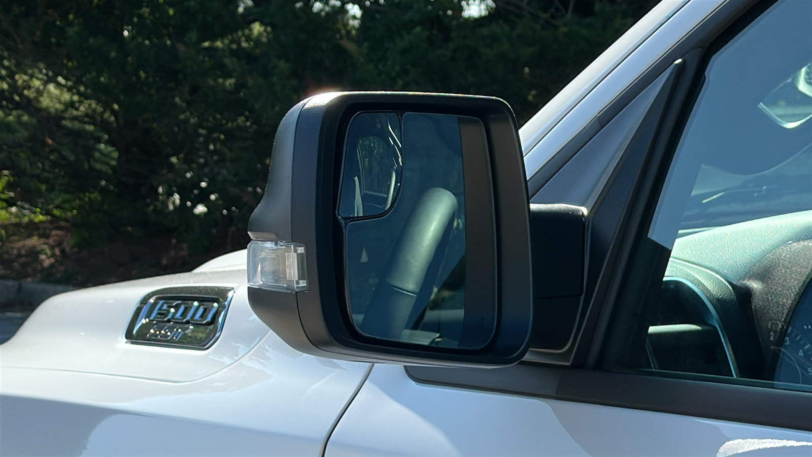 Used 2025 RAM 1500 Big Horn AWD/4WD image 12