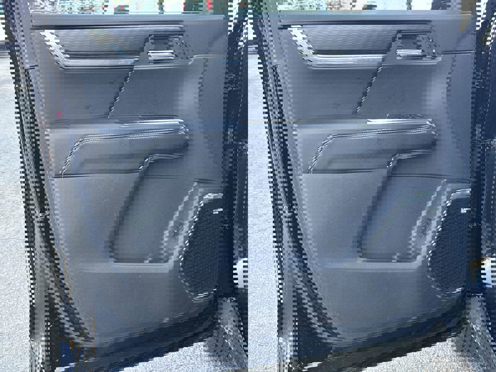 Used 2025 GMC Acadia Elevation image 14