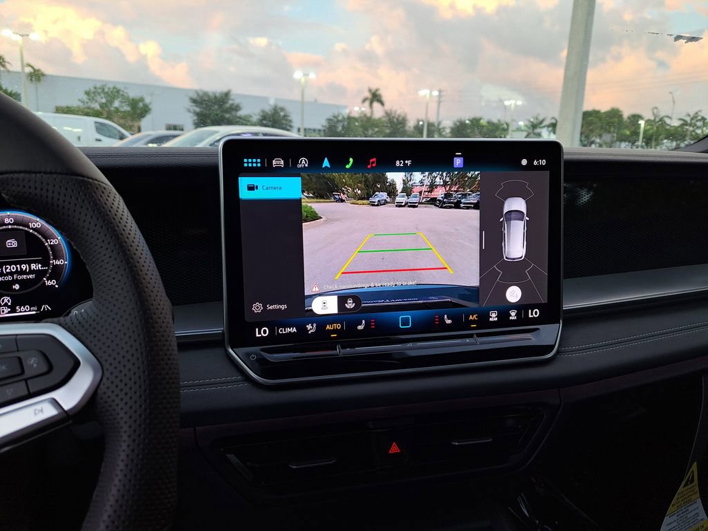 New 2026 Volkswagen Tiguan SE R-Line image 11