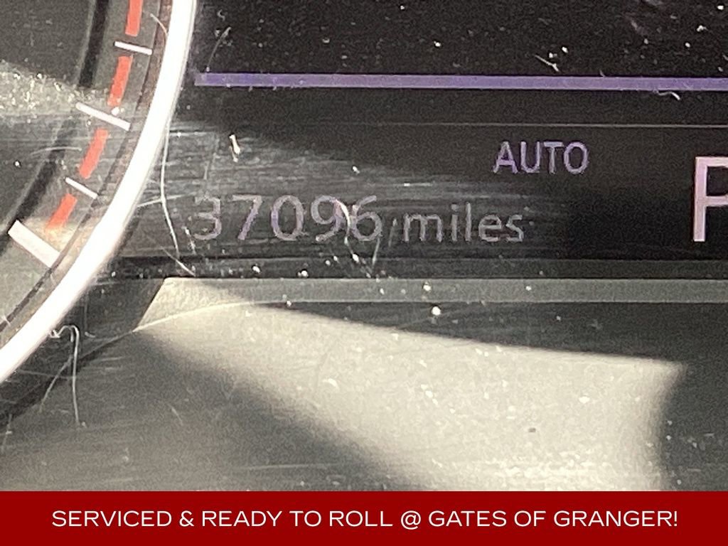 Used 2025 Nissan Pathfinder SV AWD/4WD image 5