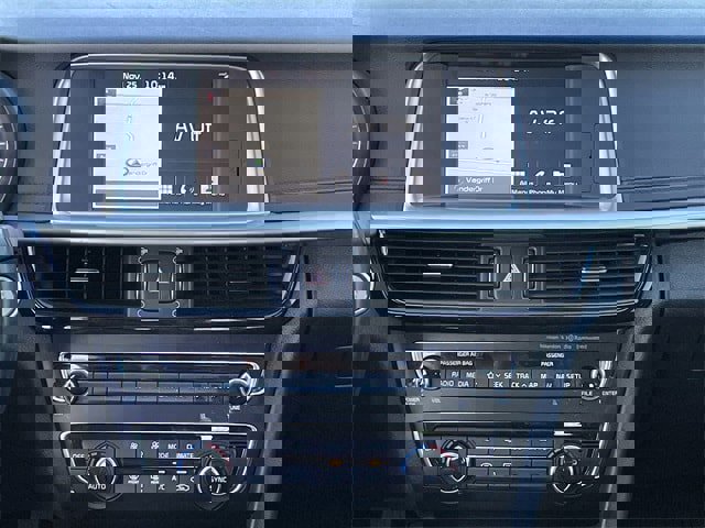 Used 2020 Kia Optima Premium image 16