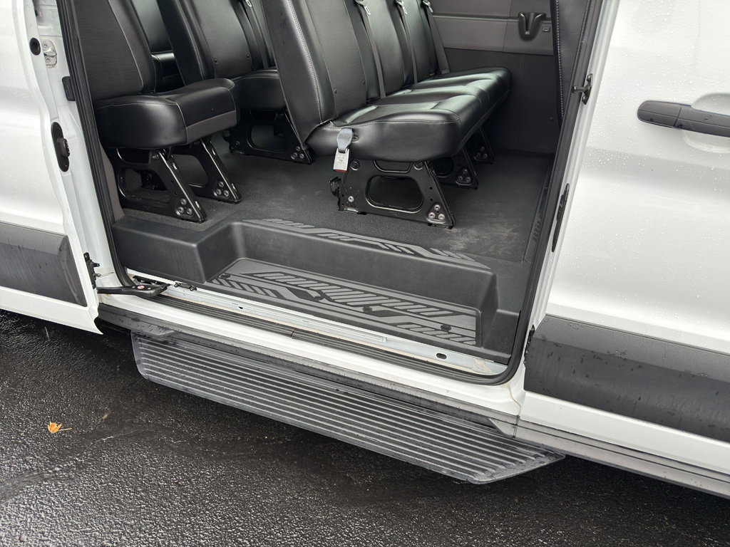 Used 2023 Ford Transit 350 XL image 18