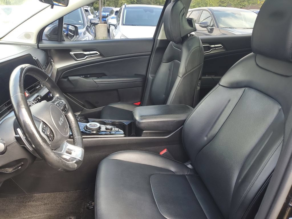 Used 2023 Kia Sportage EX w/ EX Premium Package AWD/4WD image 7