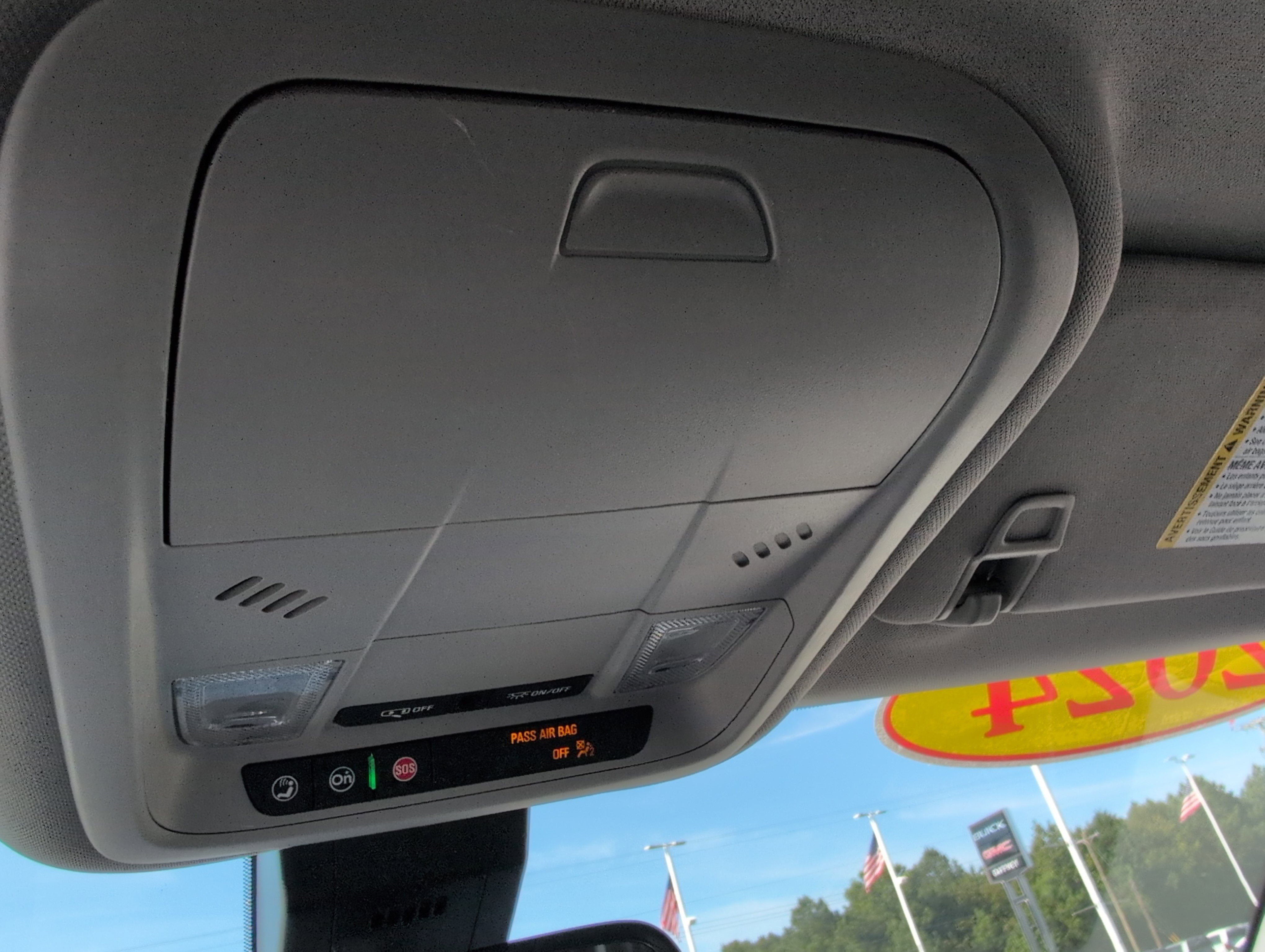 Used 2024 GMC Terrain SLE image 24