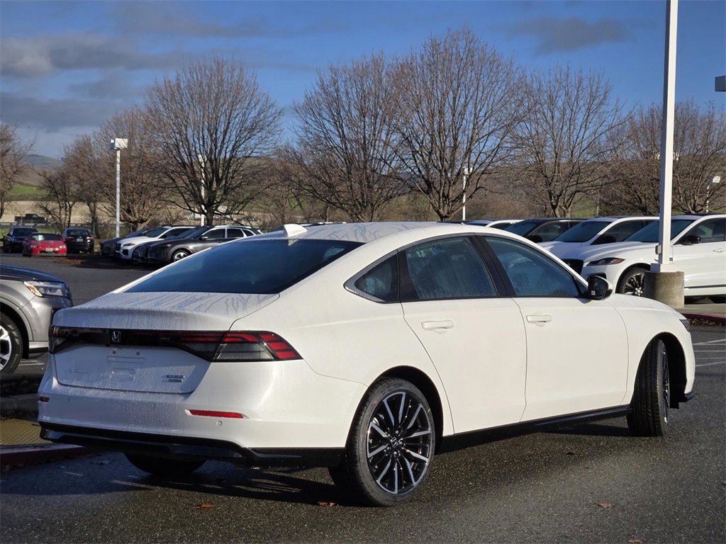 New 2025 Honda Accord Touring image 4