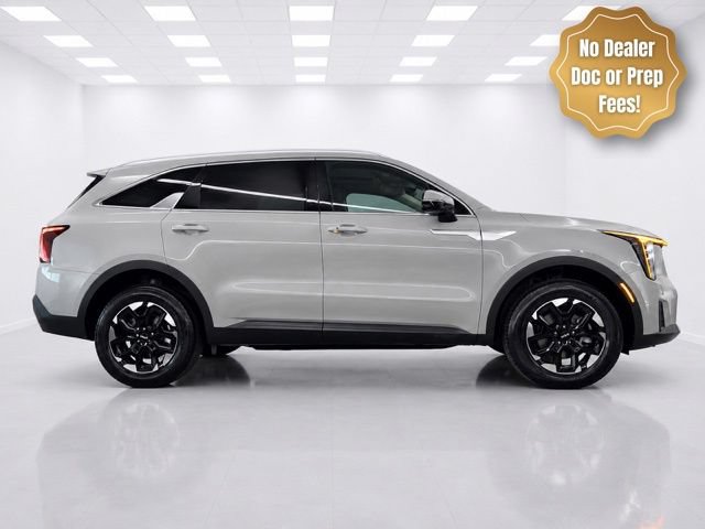 Used 2024 Kia Sorento S w/ Panoramic Sunroof Package