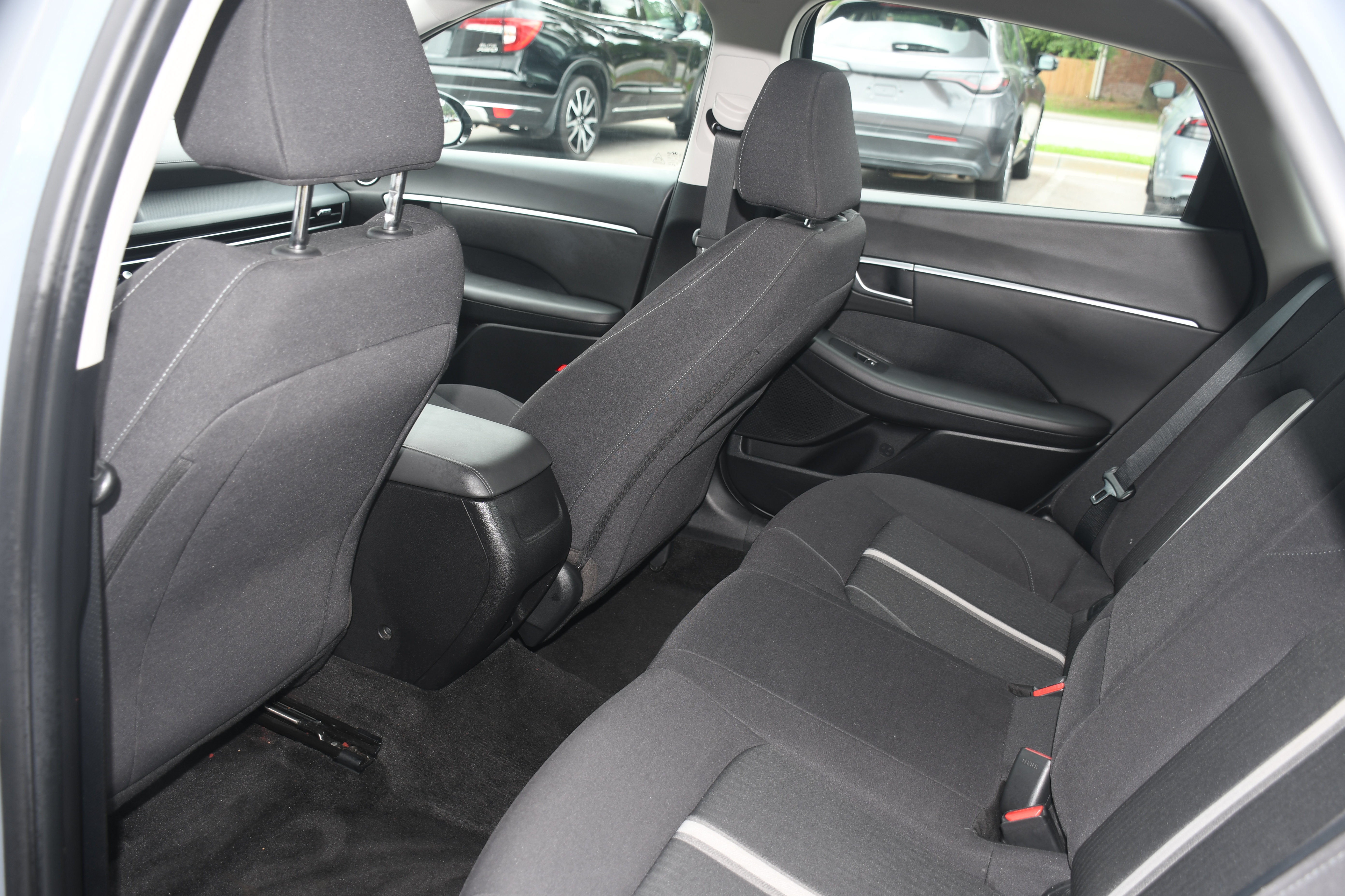 Used 2025 Hyundai Sonata SEL FWD image 15