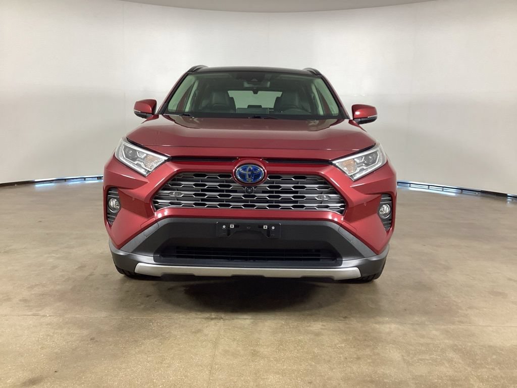 Used 2020 Toyota RAV4 Limited AWD/4WD image 3