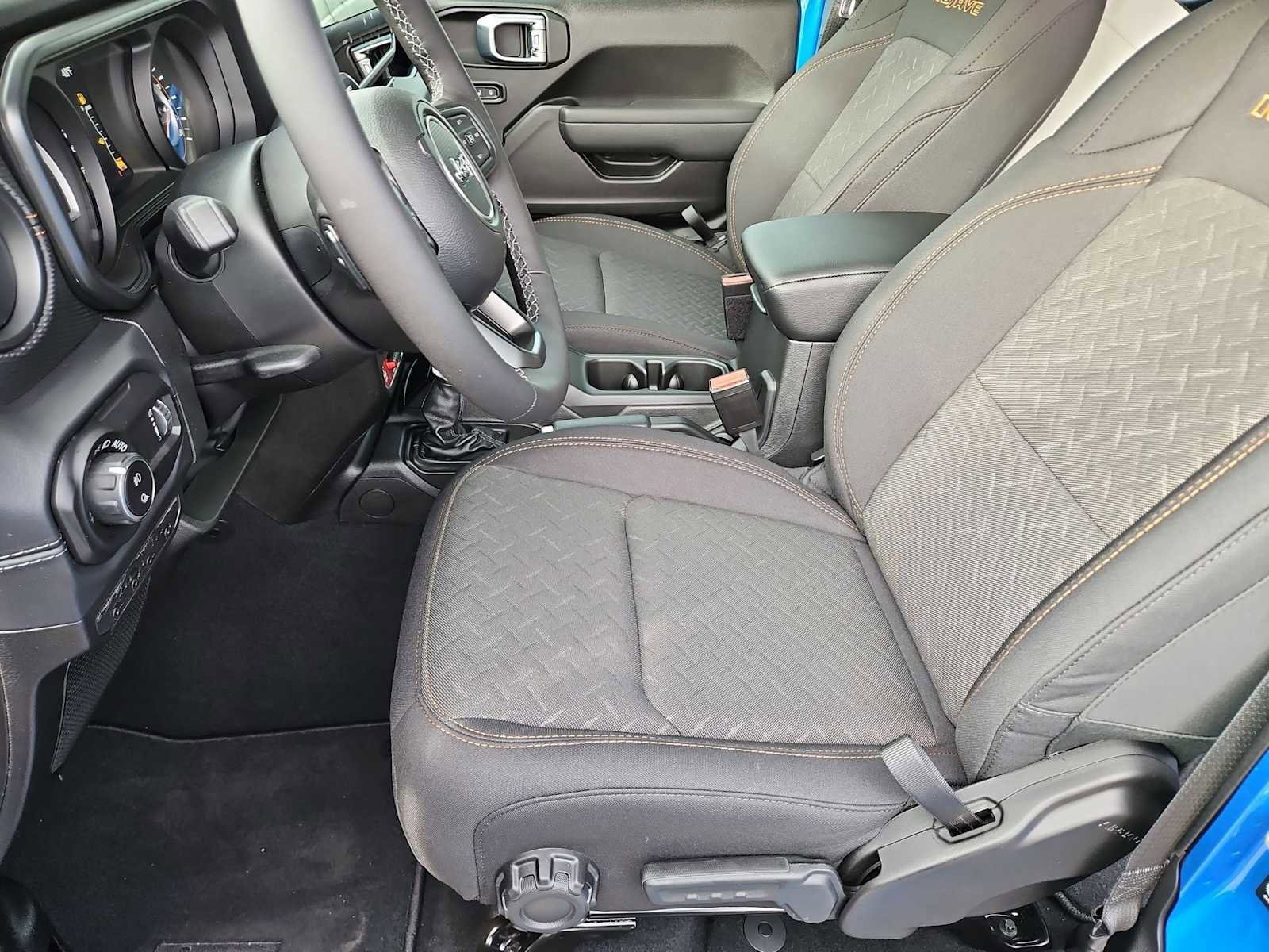 New 2026 Jeep Gladiator Mojave image 16