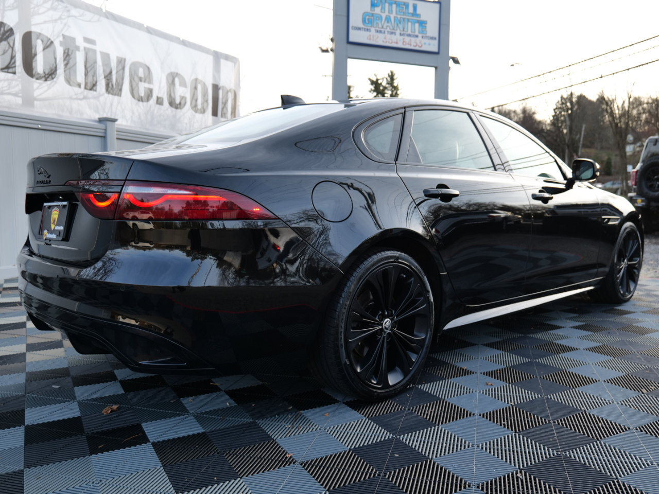 Used 2024 Jaguar XF R-Dynamic SE image 92