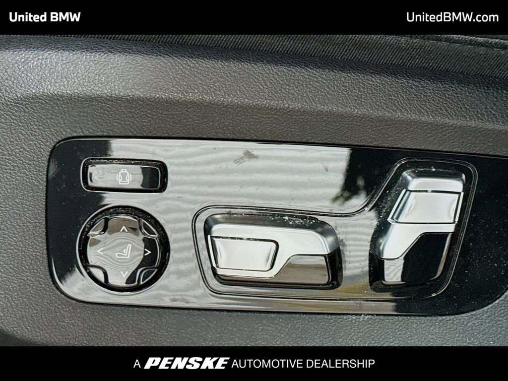 Used 2023 BMW X5 M50i w/ Climate Comfort Package image 4