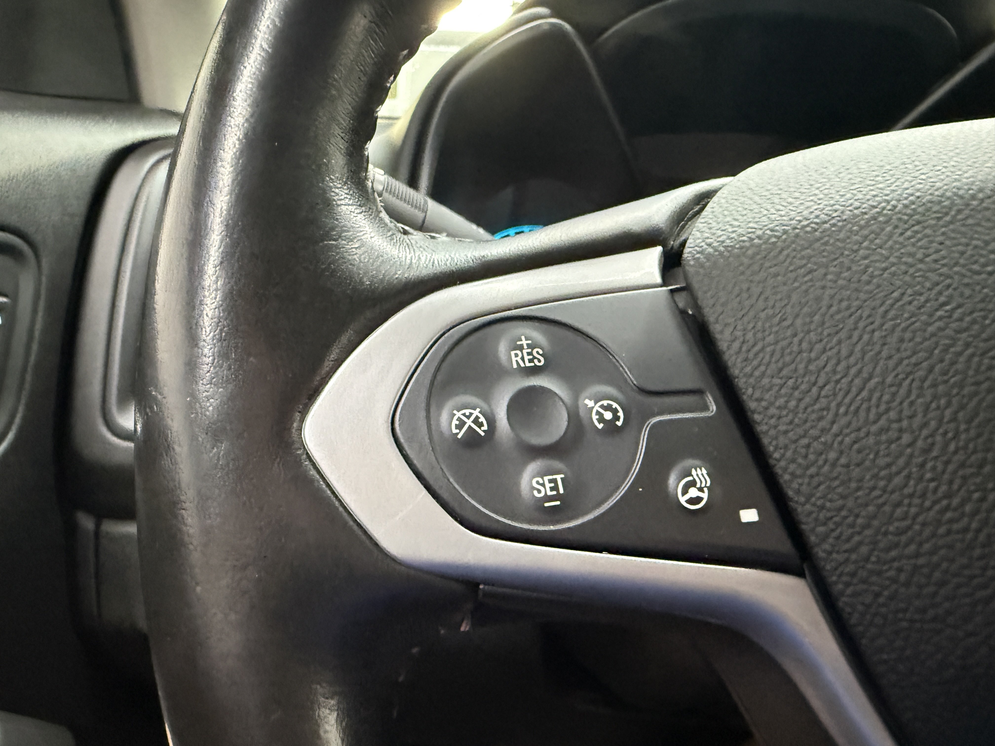 Used 2019 Chevrolet Colorado ZR2 w/ ZR2 Dusk Special Edition AWD/4WD image 14