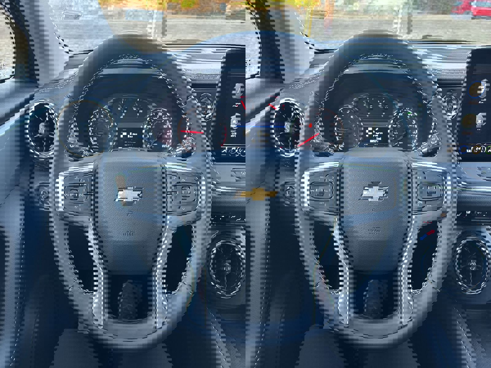 New 2025 Chevrolet Blazer LT w/ Sound & Technology Package image 17