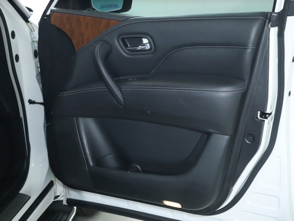Used 2018 INFINITI QX80 2WD w/ Driver Assistance Package image 37