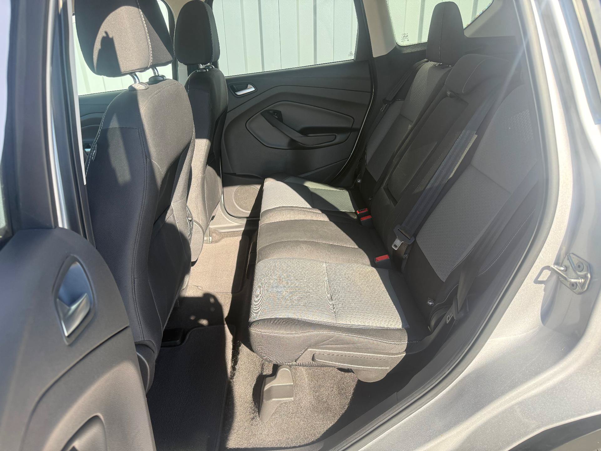 Used 2017 Ford Escape SE AWD/4WD image 22