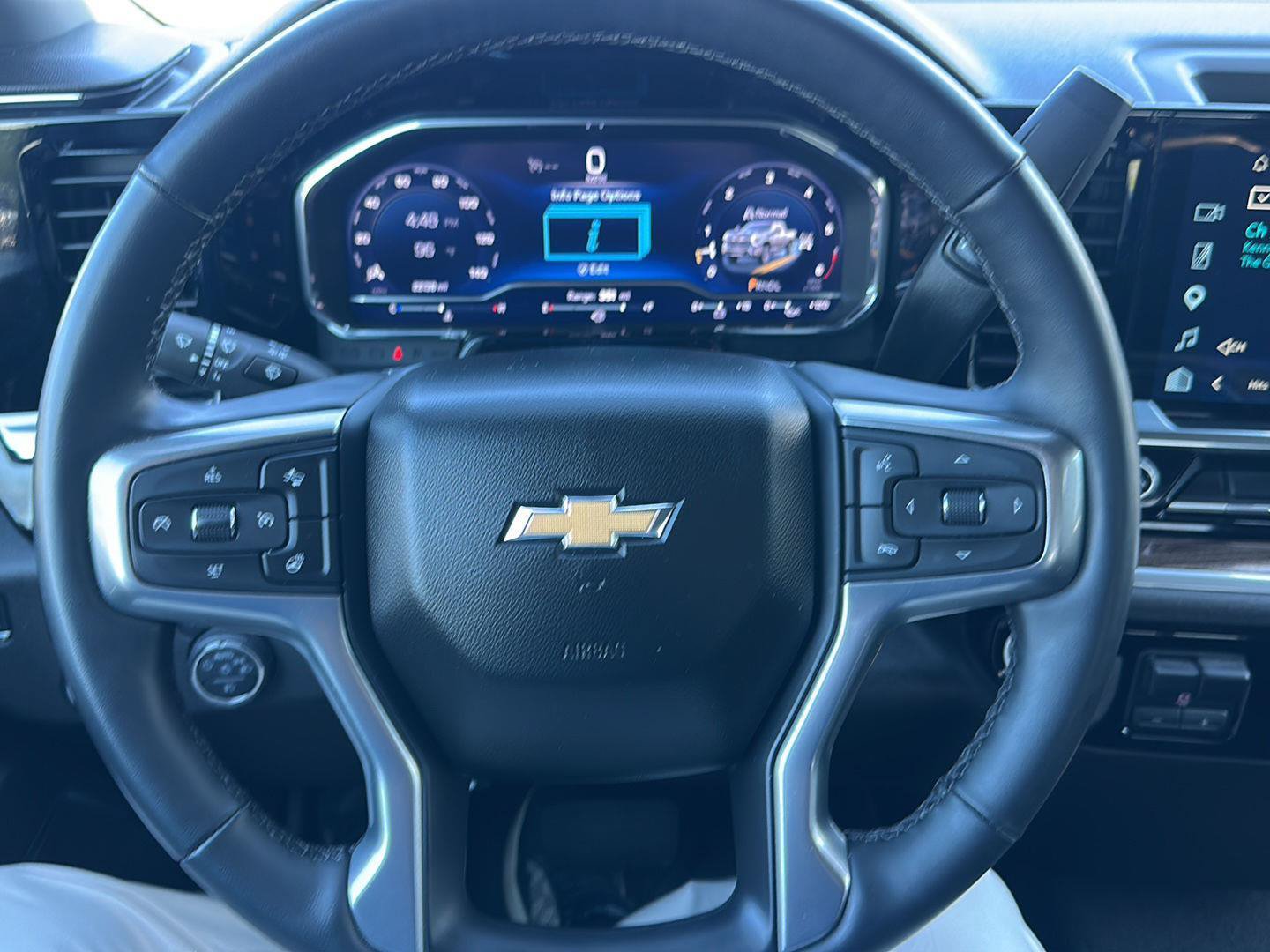 Used 2024 Chevrolet Silverado 2500 LT w/ Convenience Package AWD/4WD image 15