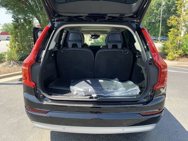 Used 2022 Volvo XC90 T6 Momentum w/ Advanced Package AWD/4WD image 35