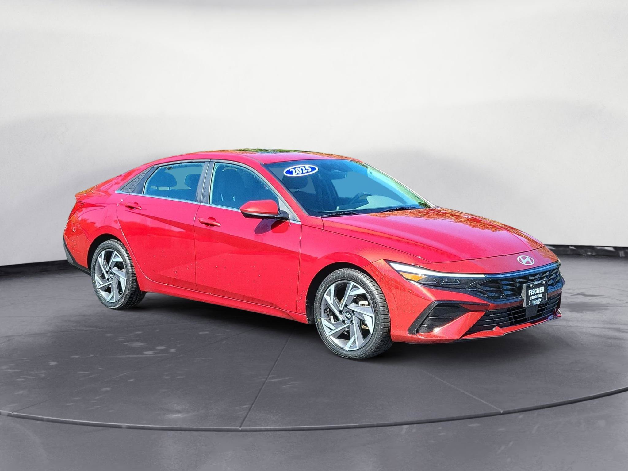 Used 2025 Hyundai Elantra SEL FWD image 2