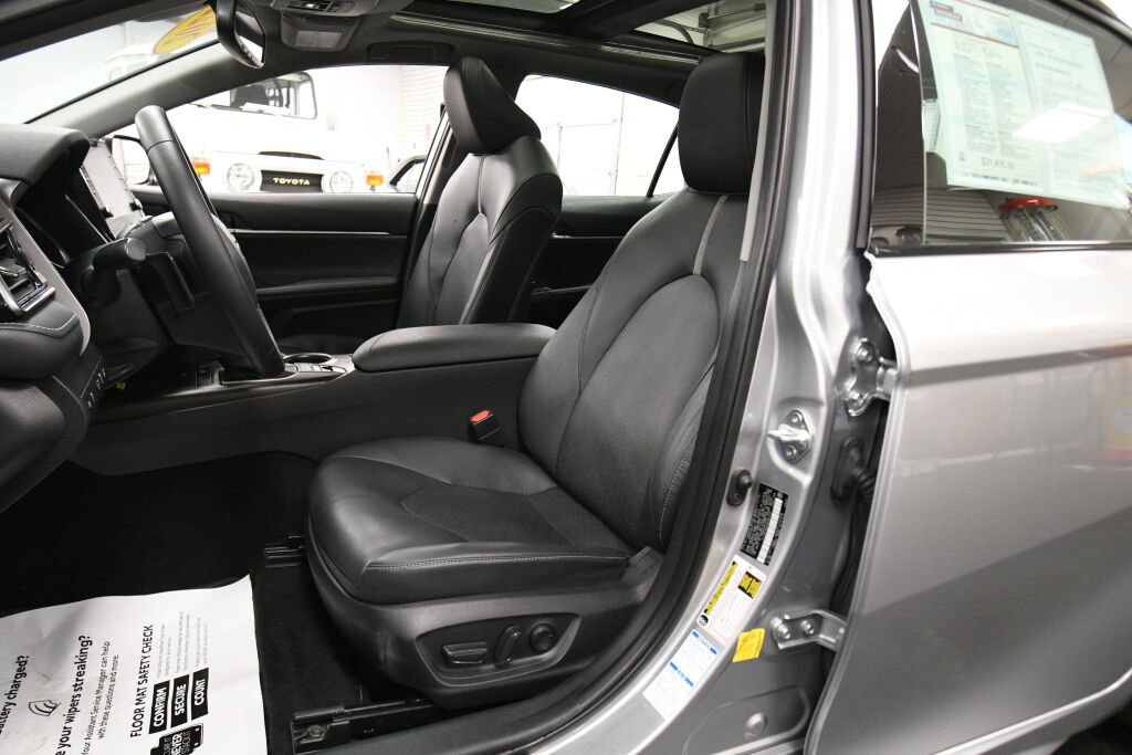 Certified 2022 Toyota Camry XSE image 10