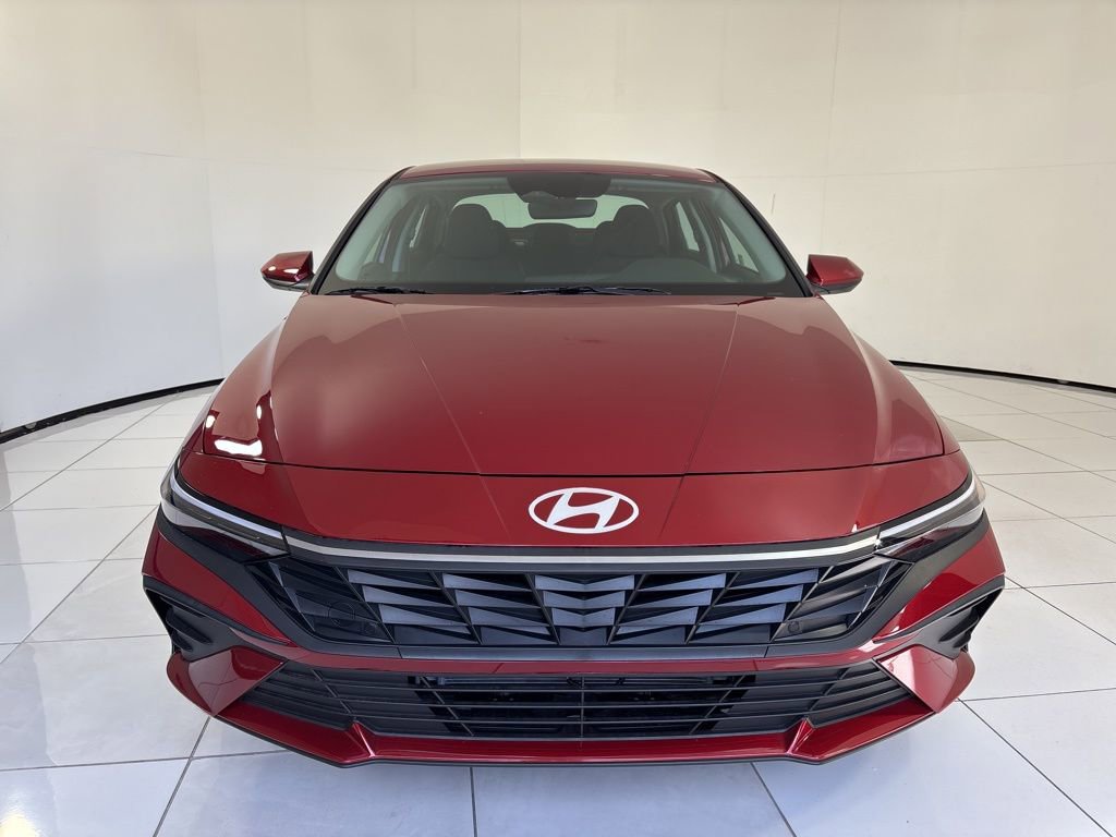 New 2025 Hyundai Elantra Hybrid FWD image 8