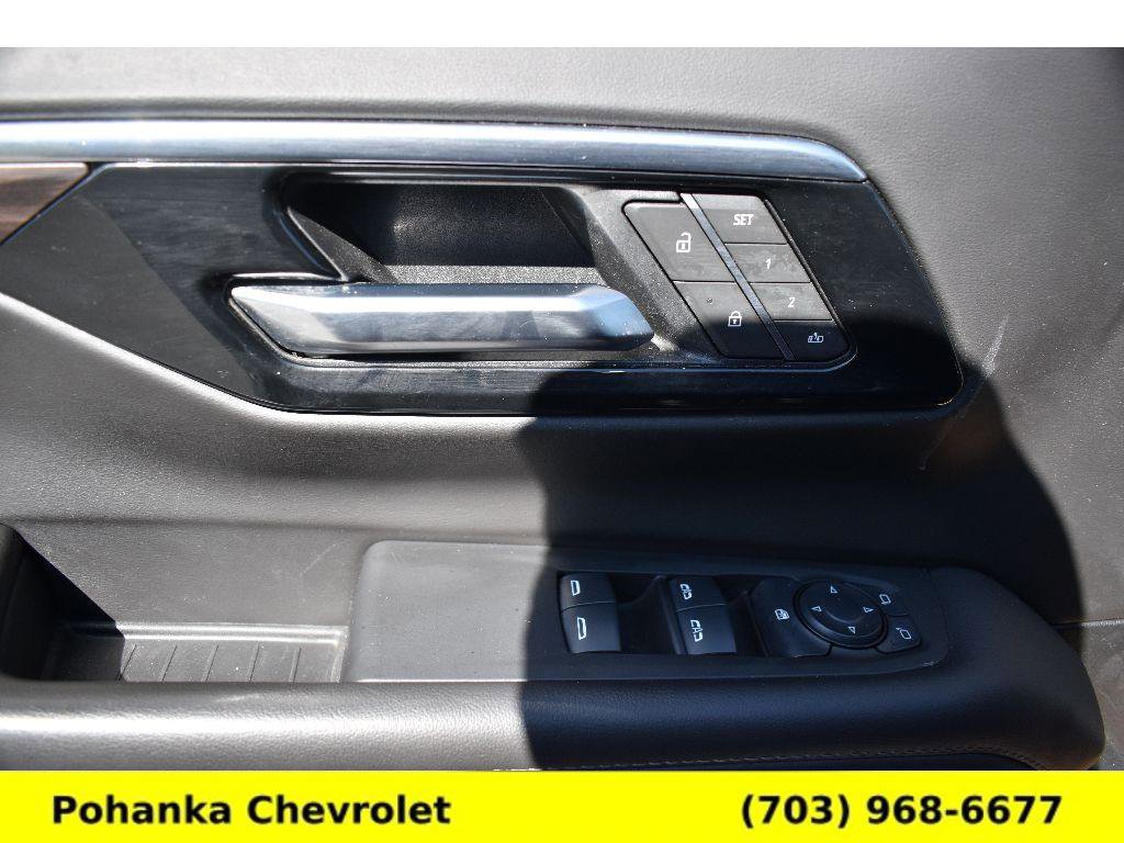 Used 2025 Chevrolet Tahoe Z71 image 20