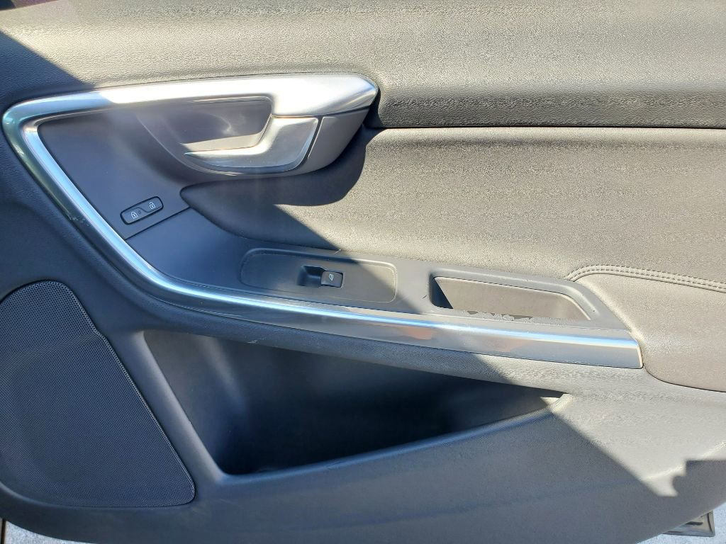 Used 2012 Volvo S60 T5 image 35