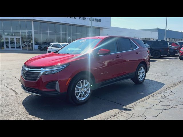 Certified 2024 Chevrolet Equinox LT w/ LPO, Floor Liner Package FWD image 4