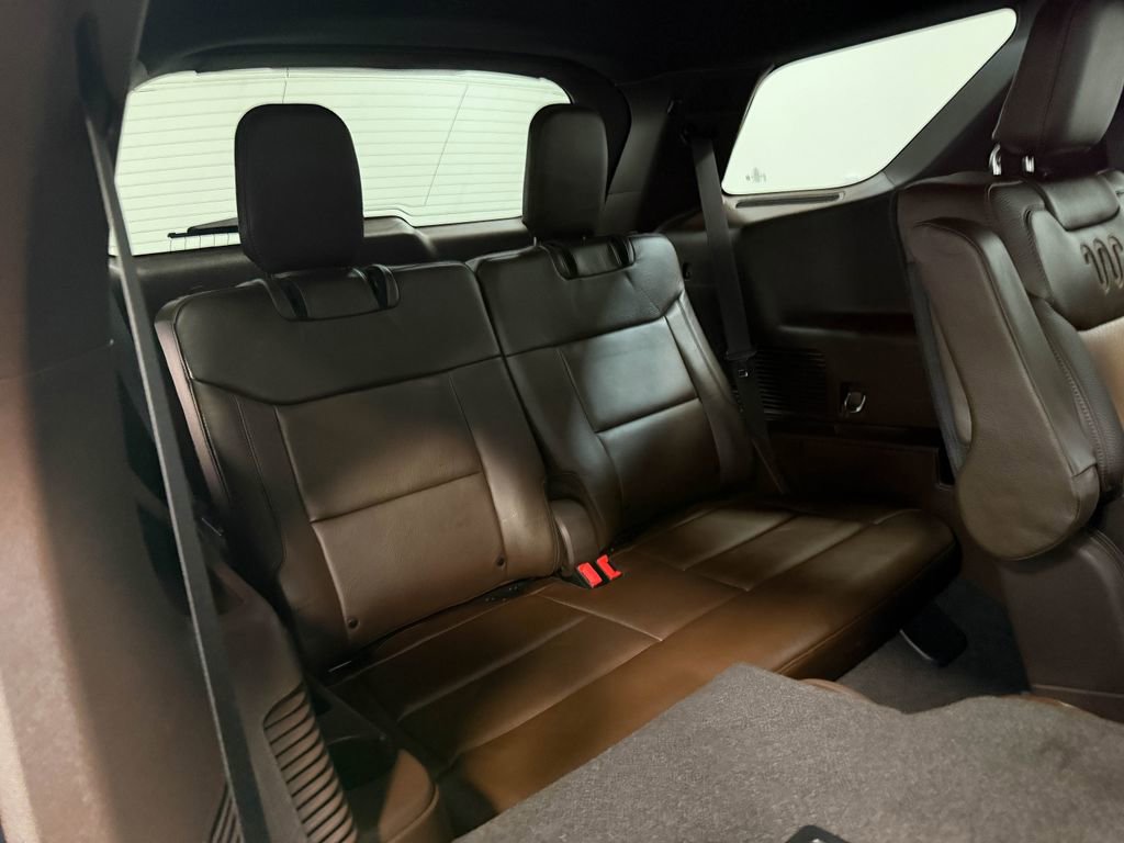 Used 2021 Ford Explorer King Ranch w/ Premium Technology Package image 68