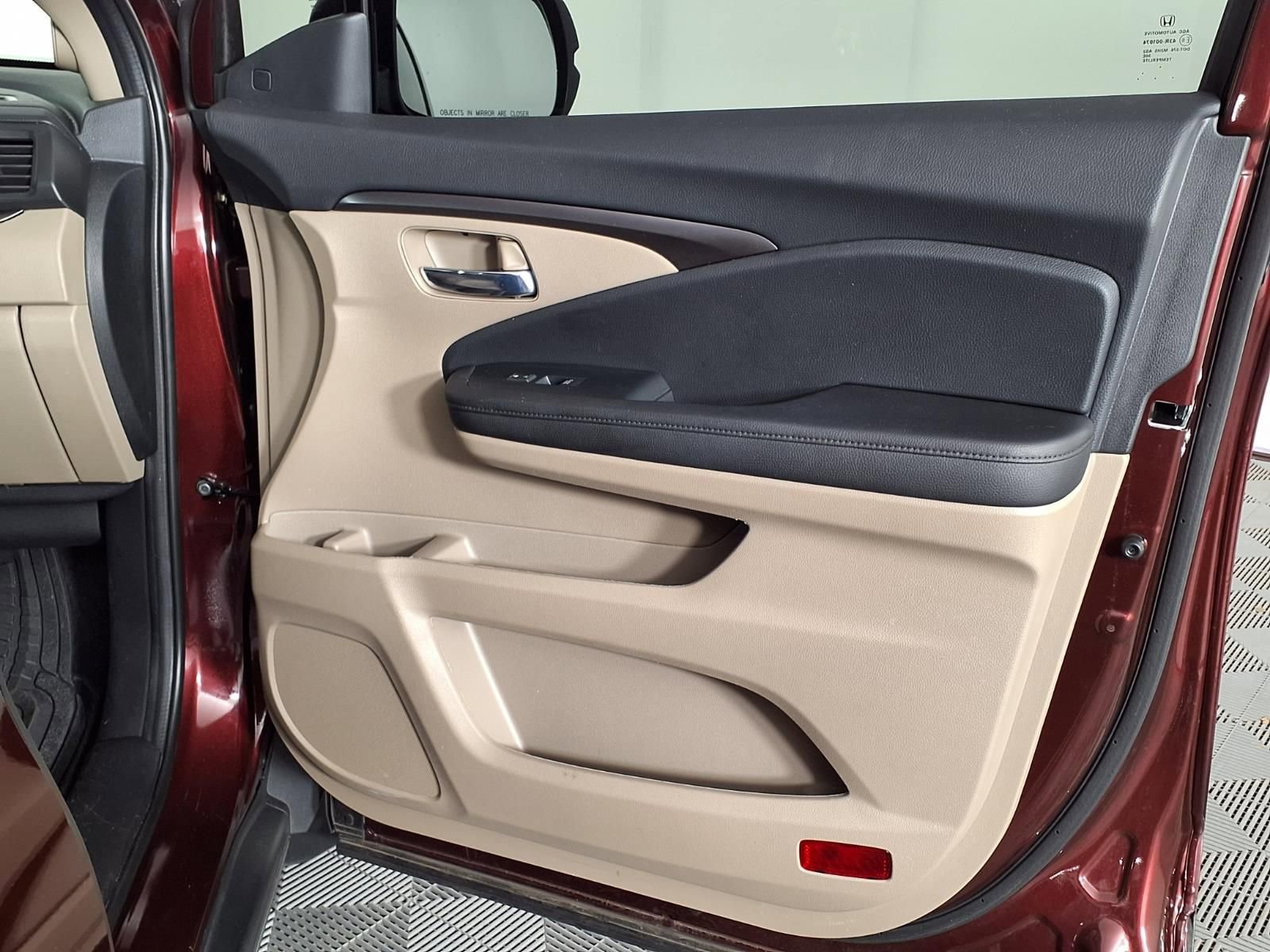 Used 2022 Honda Pilot Special Edition image 8