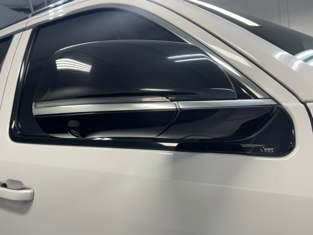 Used 2023 Jeep Wagoneer Series III w/ Premium Group I image 40