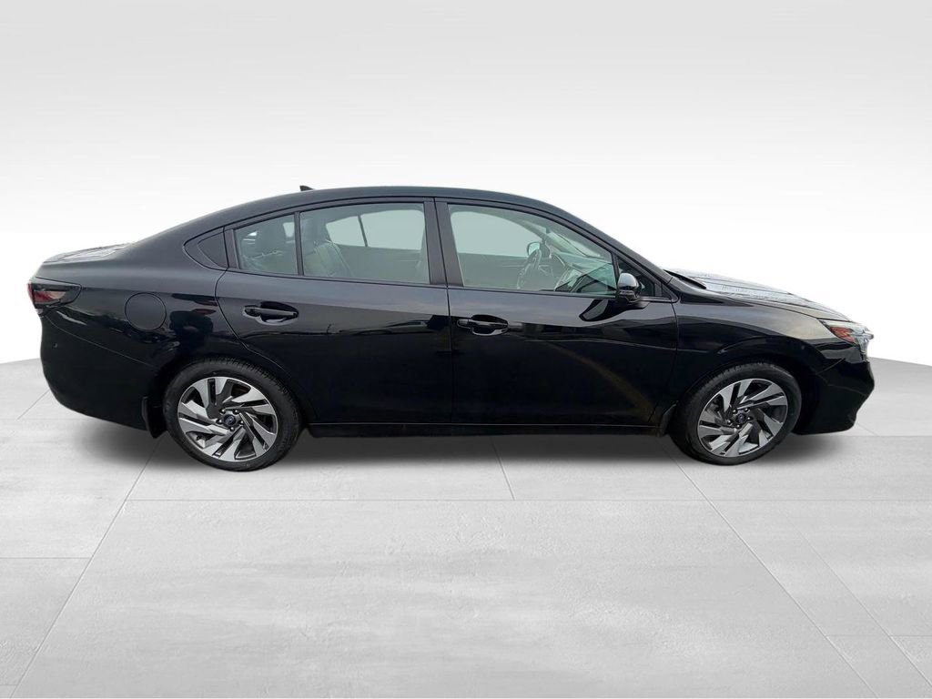 Used 2025 Subaru Legacy Limited image 8