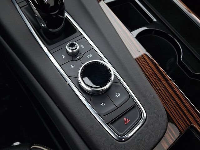 Used 2024 Cadillac Escalade ESV Premium Luxury w/ Performance Package AWD/4WD image 26