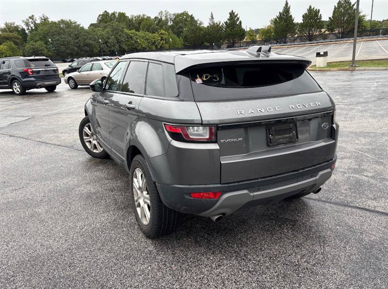 Used 2018 Land Rover Range Rover Evoque SE AWD/4WD image 9