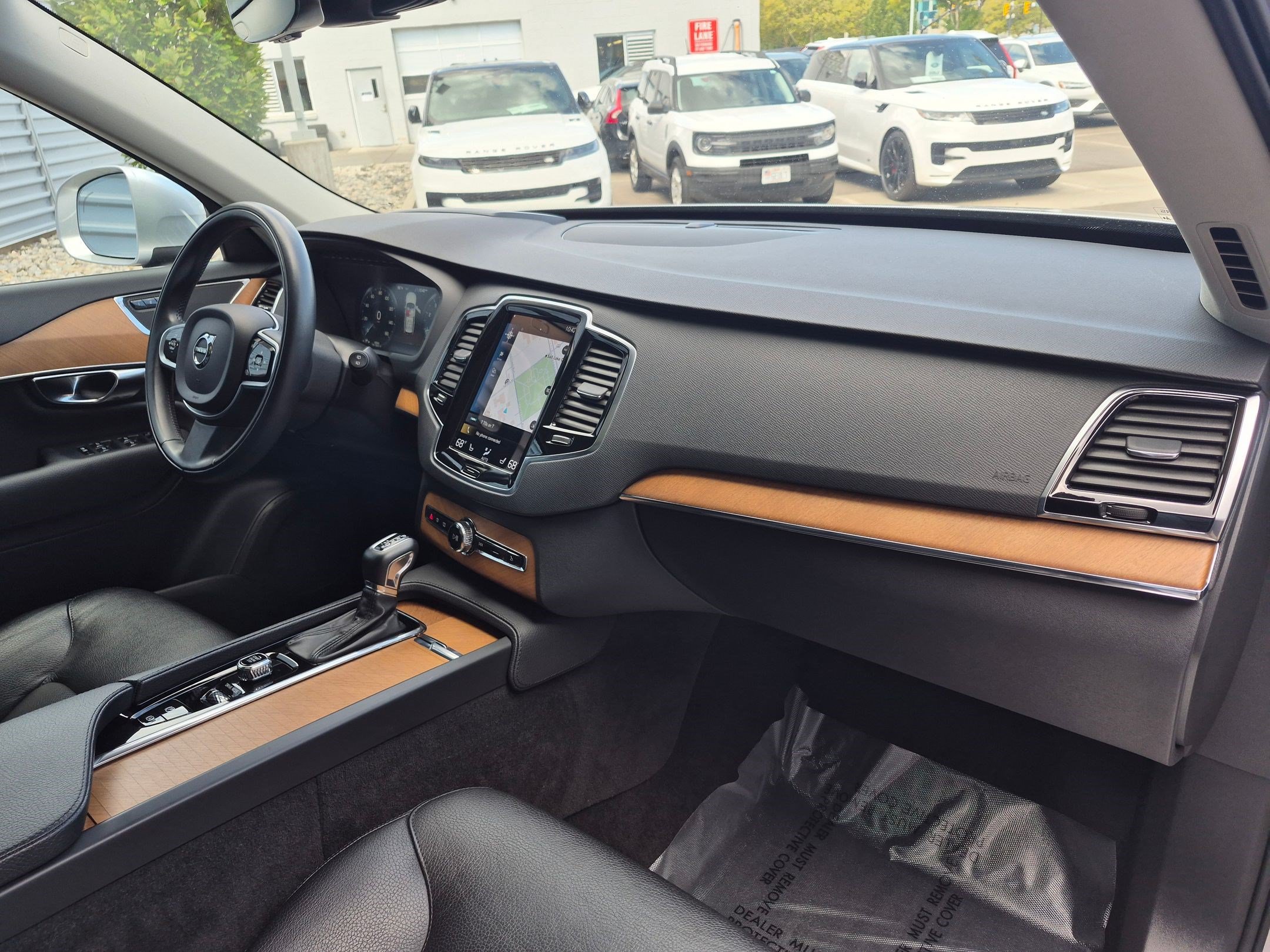 Used 2021 Volvo XC90 T5 Momentum w/ Advanced Package AWD/4WD image 29