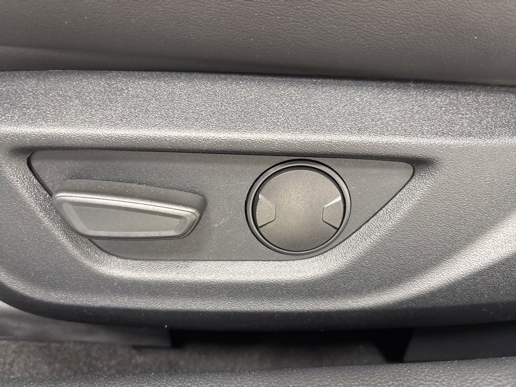 Used 2022 Ford Mustang Shelby GT500 w/ Technology Package image 19