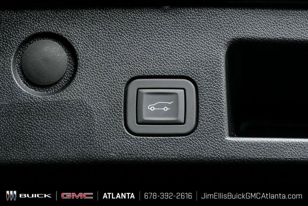 Used 2026 GMC Terrain Elevation w/ Elevation Premium Package FWD image 29