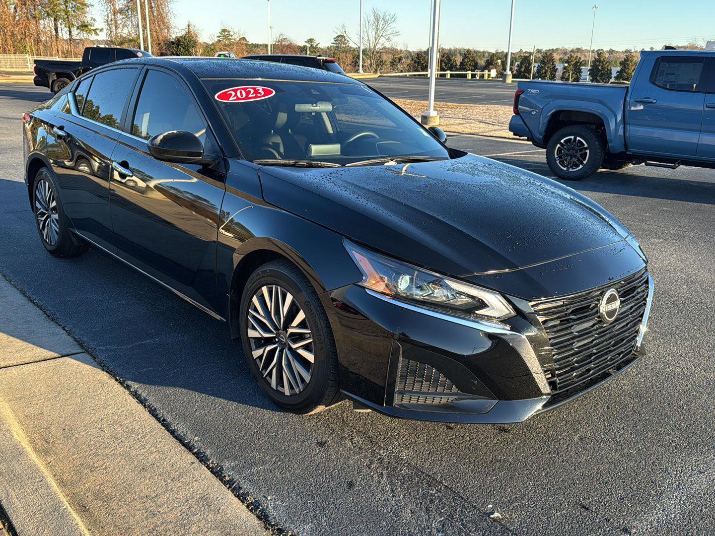 Used 2023 Nissan Altima 2.5 SV image 6