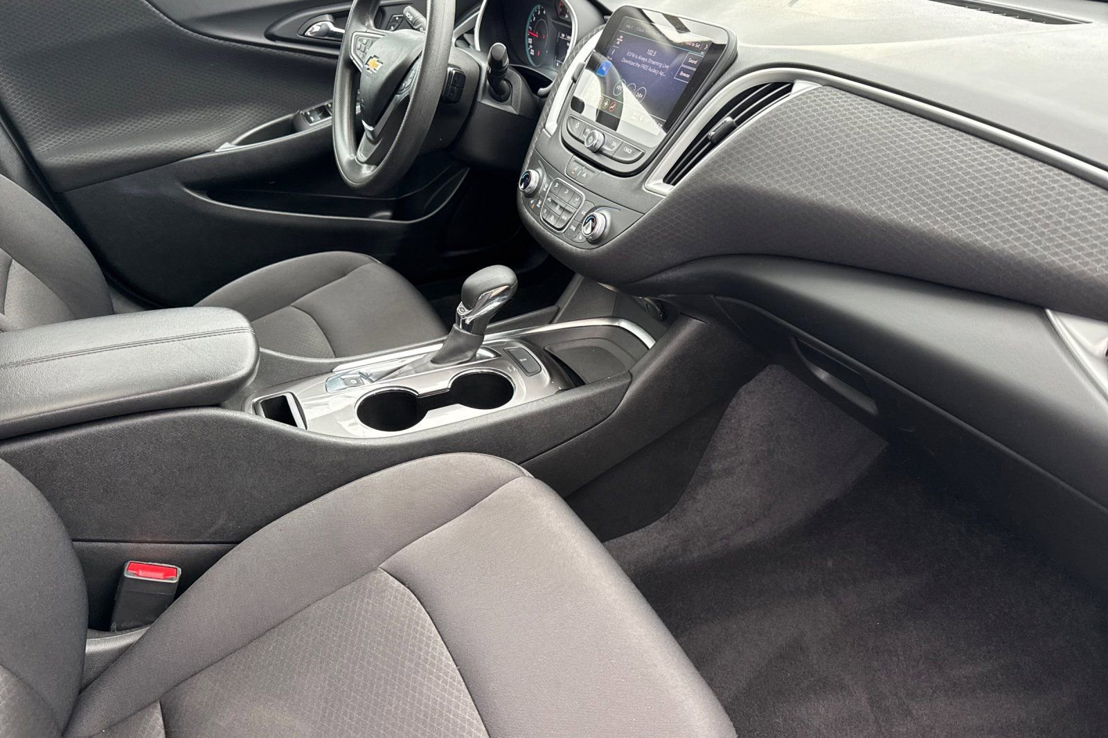 Certified 2022 Chevrolet Malibu LT image 16