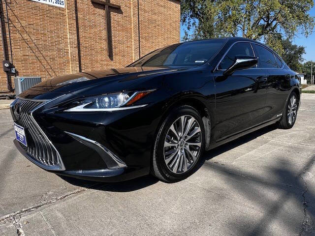 Used 2021 Lexus ES 300h w/ Premium Package image 8