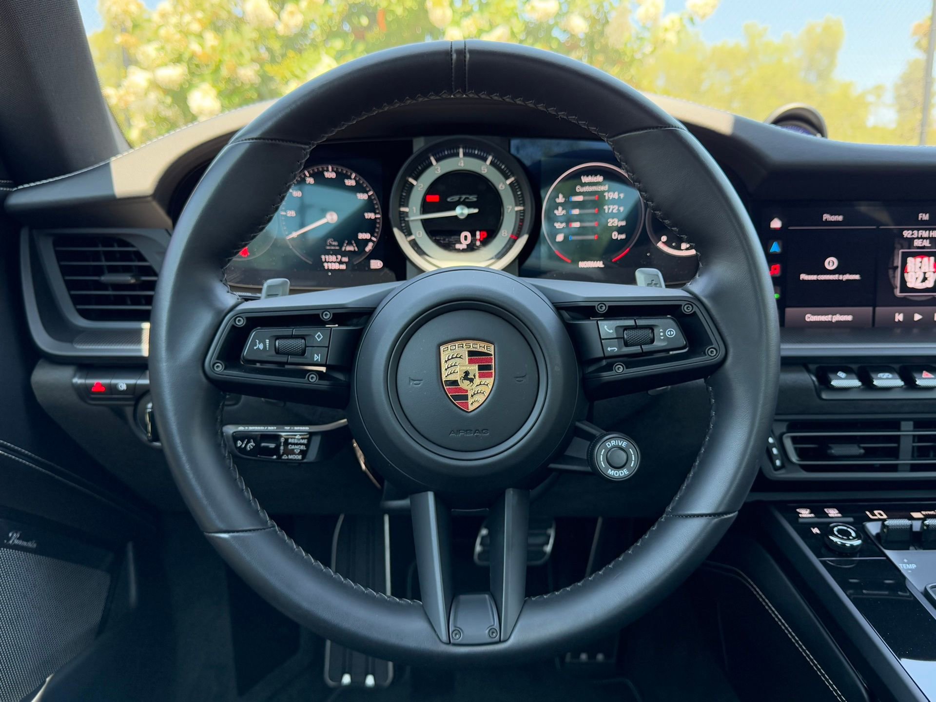 Used 2024 Porsche 911 Carrera 4 GTS AWD/4WD image 15