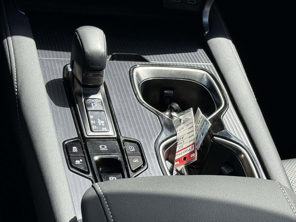 Used 2024 Lexus RX 350 F Sport w/ Convenience Package image 19