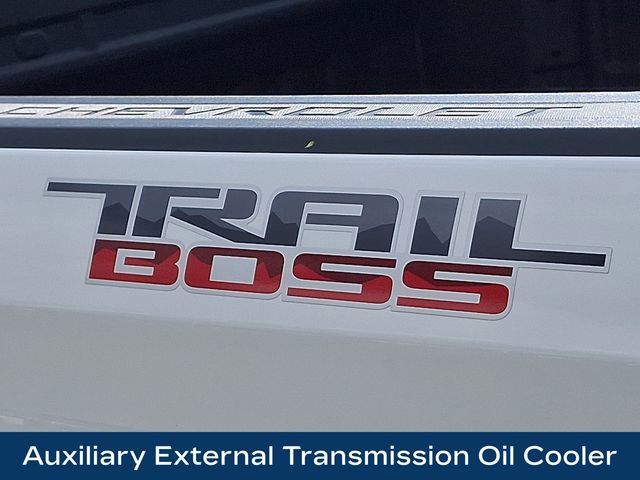 Used 2025 Chevrolet Silverado 1500 LT Trail Boss w/ LPO, Dark Essentials Package image 34