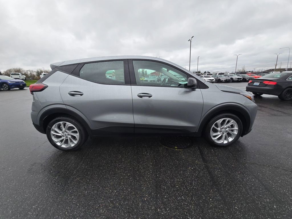 New 2027 Chevrolet Bolt LT w/ Comfort Package image 2