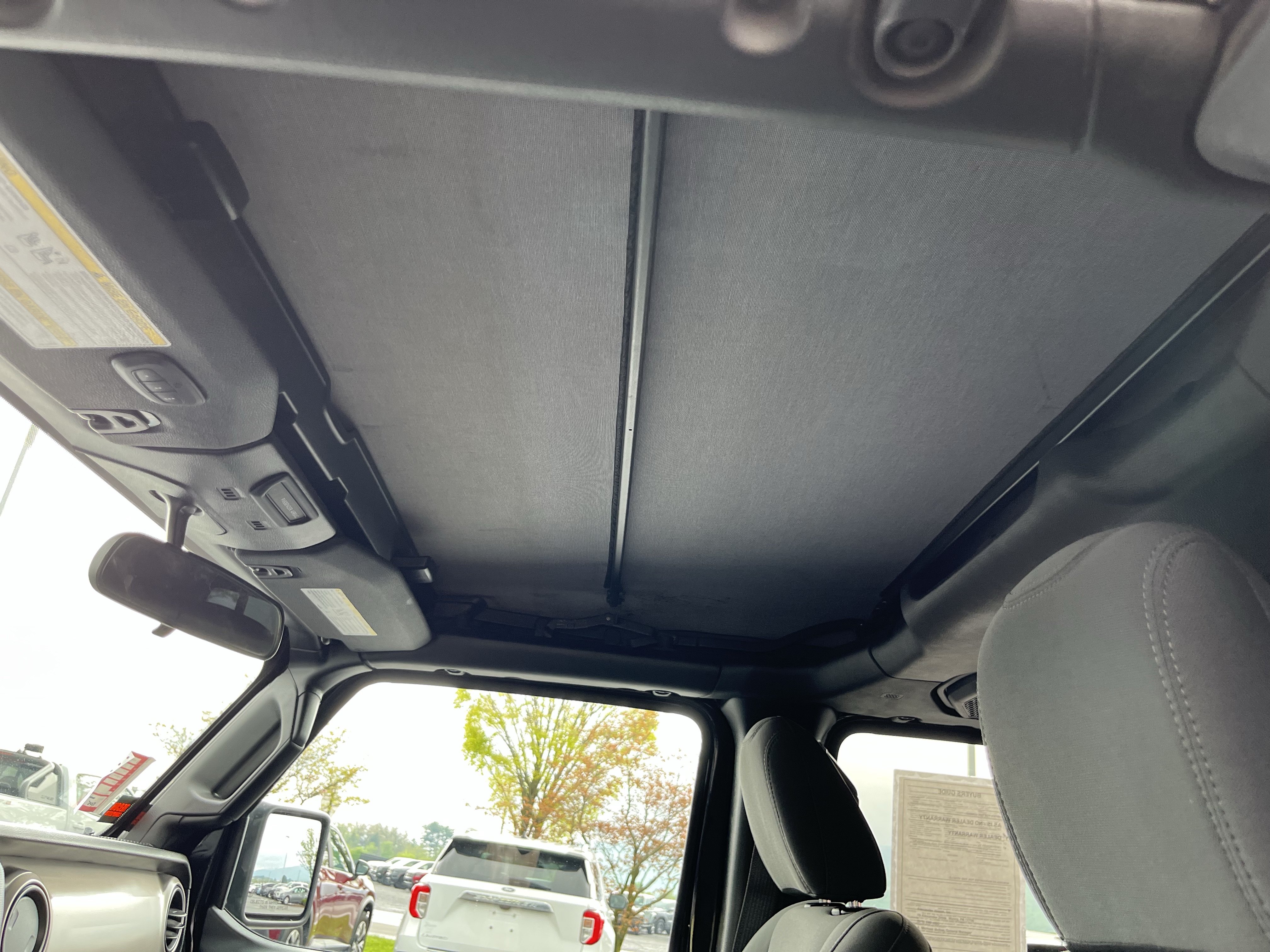 Used 2021 Jeep Gladiator Sport AWD/4WD image 19