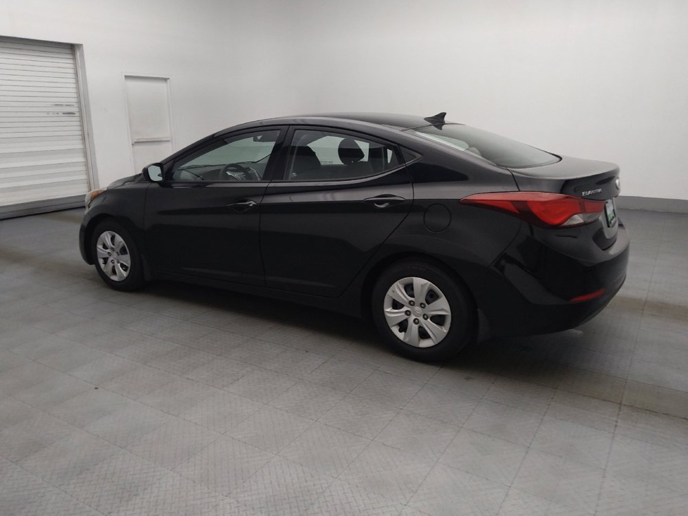Used 2016 Hyundai Elantra SE FWD image 3