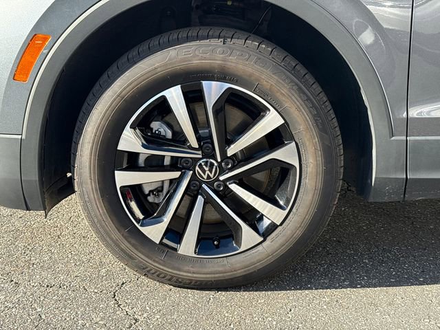 Certified 2024 Volkswagen Tiguan S image 14