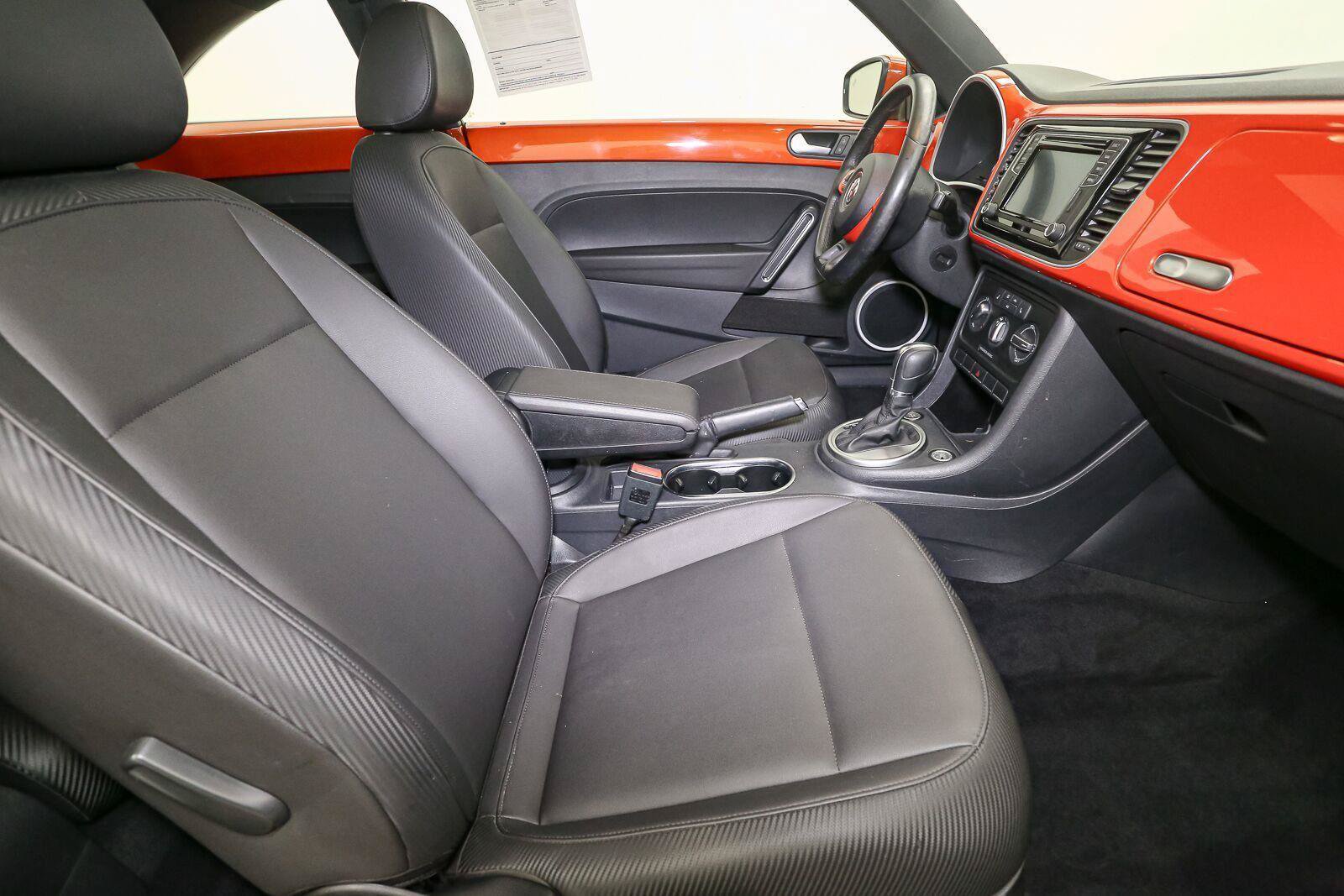 Used 2016 Volkswagen Beetle 1.8T FWD image 14